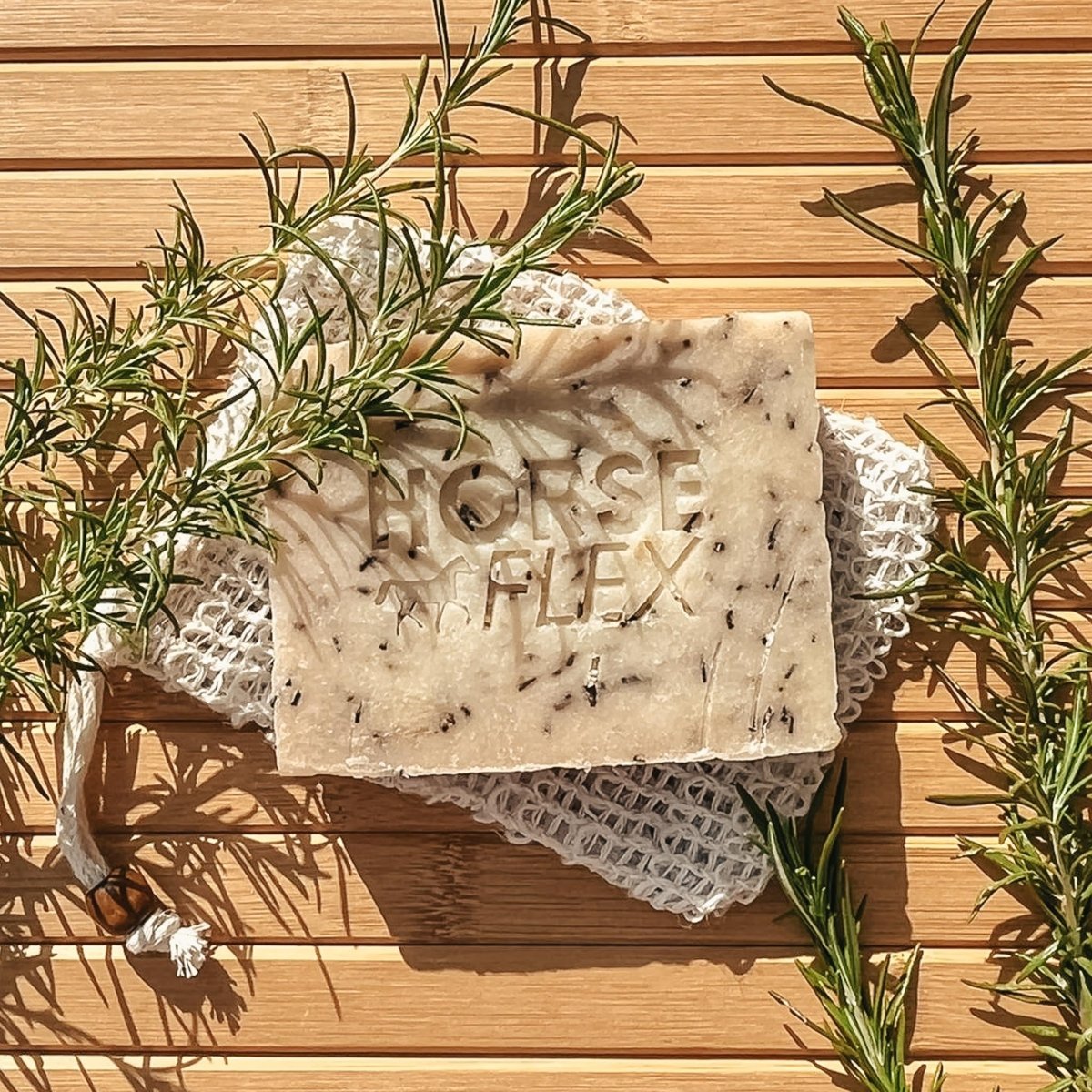 PIPPA x HorseFlex Paardenshampoo Magnesium & Rosemary - PIPPA Equestrian Soap - Shampoo en crèmespoeling voor huisdieren
